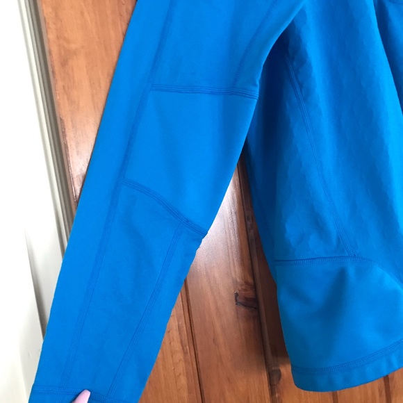 Men’s North Face pull over - Picture 4 of 8